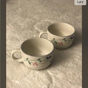 50%offW❤️ ALLEGRO STONEWARE HEARTHSIDE COFFEE CUPS. FLORAL Farmhouse